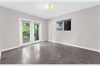 2488 Davis Boulevard, Sarasota, FL 34237 - Photo 24