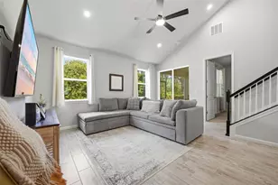 5636 Silverbridge Trl, Bradenton, FL 34211 - Photo 4