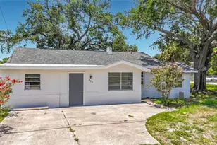 220 29th St E, Palmetto, FL 34221 - Photo 14
