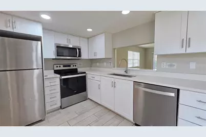 2515 Bayshore Gardens Parkway #12, Bradenton, FL 34207 - Photo 2