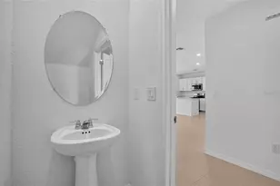 3821 Ambersweet Xing, Parrish, FL 34219 - Photo 8