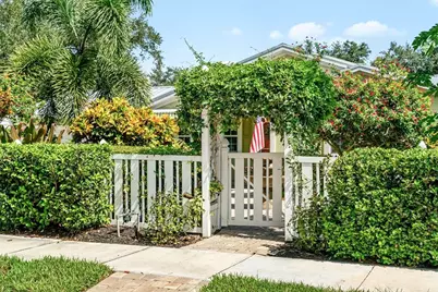 1907 Magnolia Street, Sarasota, FL 34239 - Photo 2