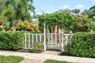 1907 Magnolia St, Sarasota, FL 34239 - Photo 2