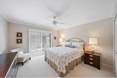 4942 Kestral Park Circle #10, Sarasota, FL 34231 - Photo 36