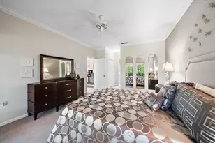 4942 Kestral Park Cir, Sarasota, FL 34231 - Photo 32