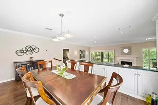 4942 Kestral Park Cir, Sarasota, FL 34231 - Photo 4