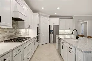 6839 Chester Trail, Bradenton, FL 34202 - Photo 10