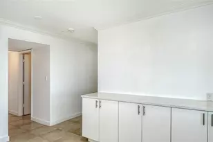 174 Golden Gate Point, Sarasota, FL 34236 - Photo 16