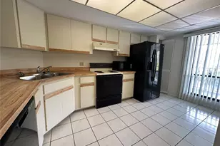 7205 Curtiss Ave, Sarasota, FL 34231 - Photo 6
