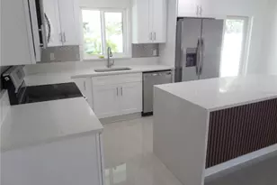 4925 Silk Oak Dr, Sarasota, FL 34232 - Photo 12