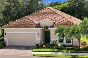 7707 33rd St E, Sarasota, FL 34243 - Photo 42