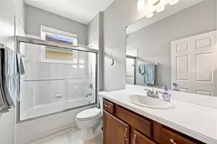7707 33rd St E, Sarasota, FL 34243 - Photo 28