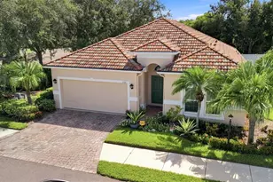 7707 33rd St E, Sarasota, FL 34243 - Photo 44