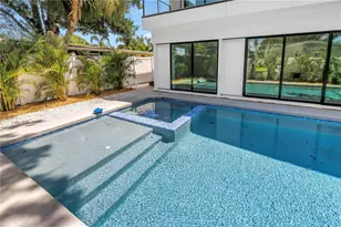 2345 Temple St, Sarasota, FL 34239 - Photo 72