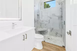 2345 Temple St, Sarasota, FL 34239 - Photo 58