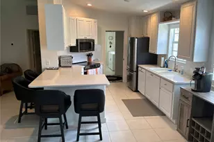 7562 Quinto Dr, Sarasota, FL 34238 - Photo 6