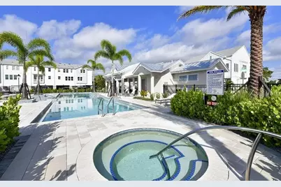 2328 Lindstrom Street, Sarasota, FL 34237 - Photo 26