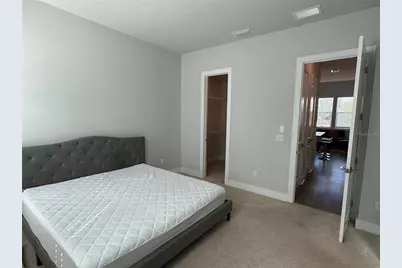 2328 Lindstrom Street, Sarasota, FL 34237 - Photo 12