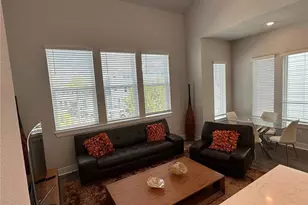 2328 Lindstrom St, Sarasota, FL 34237 - Photo 8