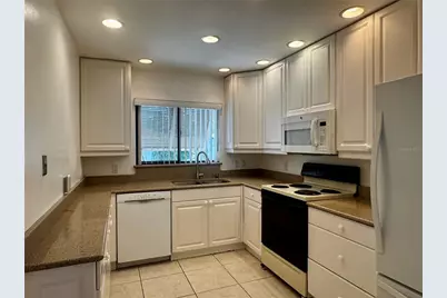 5207 Willow Links #34, Sarasota, FL 34235 - Photo 8