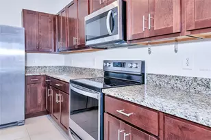8657 Milestone Dr, Sarasota, FL 34238 - Photo 4