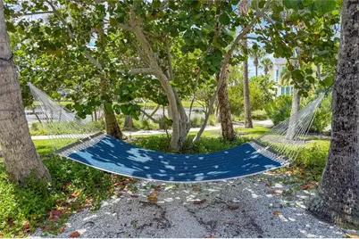 311 Sapphire Lake Drive #202, Bradenton, FL 34209 - Photo 82