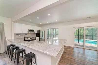 3220 37th Terrace E, Bradenton, FL 34208 - Photo 4
