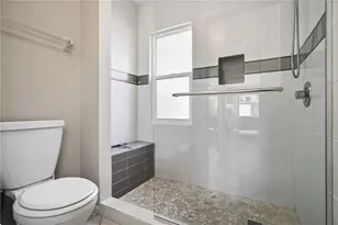 5257 Myrtle Wood, Sarasota, FL 34235 - Photo 12