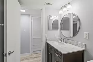4035 S School Ave, Sarasota, FL 34231 - Photo 10