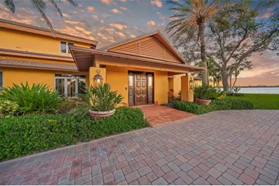 1136 N Lake Shore Drive, Sarasota, FL 34231 - Photo 10