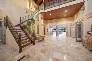 1136 N Lake Shore Dr, Sarasota, FL 34231 - Photo 12