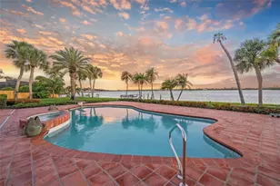 1136 N Lake Shore Dr, Sarasota, FL 34231 - Photo 36