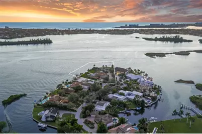 1136 N Lake Shore Drive, Sarasota, FL 34231 - Photo 54