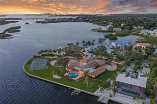 1136 N Lake Shore Dr, Sarasota, FL 34231 - Photo 70