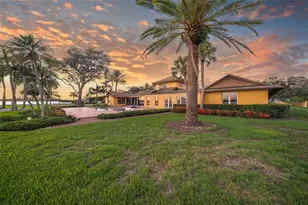 1136 N Lake Shore Dr, Sarasota, FL 34231 - Photo 42