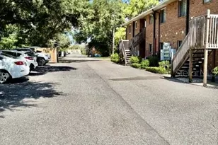 211 Airport Ave W, Venice, FL 34285 - Photo 20