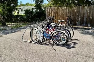 211 Airport Ave W, Venice, FL 34285 - Photo 16