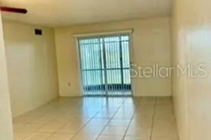 211 Airport Ave W, Venice, FL 34285 - Photo 2