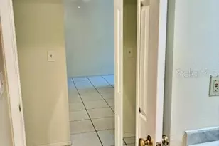 211 Airport Ave W, Venice, FL 34285 - Photo 8