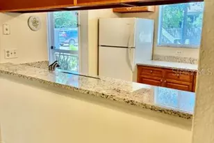 211 Airport Ave W, Venice, FL 34285 - Photo 6