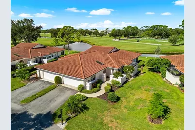 7306 Golf Pointe Circle, Sarasota, FL 34243 - Photo 2