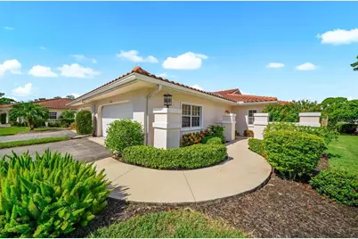 7306 Golf Pointe Circle, Sarasota, FL 34243 - Photo 42