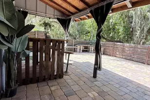 6814 Whitman Pl, Sarasota, FL 34243 - Photo 18