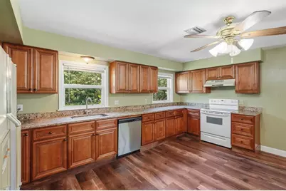 411 Bristol Lane, Nokomis, FL 34275 - Photo 8