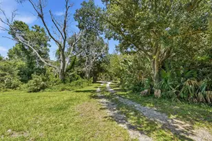 411 Bristol Ln, Nokomis, FL 34275 - Photo 30