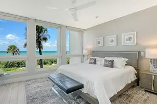 1055 Gulf of Mexico Dr, Longboat Key, FL 34228 - Photo 8