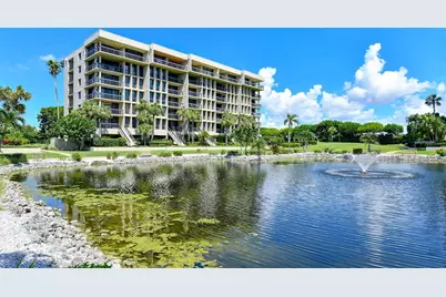 1055 Gulf Of Mexico Drive #105, Longboat Key, FL 34228 - Photo 52