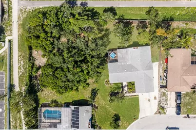 108 70th Street NW, Bradenton, FL 34209 - Photo 2