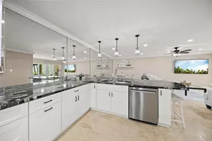 4660 Ocean Blvd, Sarasota, FL 34242 - Photo 14