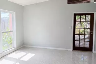 2843 Bay St, Sarasota, FL 34237 - Photo 6